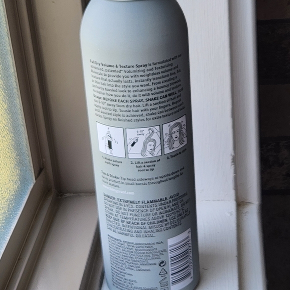 NWT LIVING PROOF FULL DRY VOLUME & TEXTURE SPRAY - Picture 13 of 14